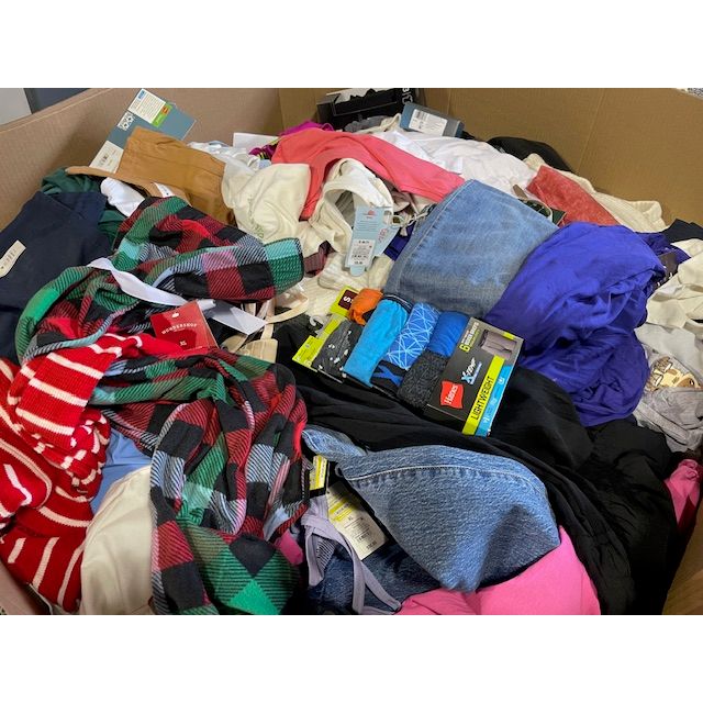 Apparel Liquidation Pallet