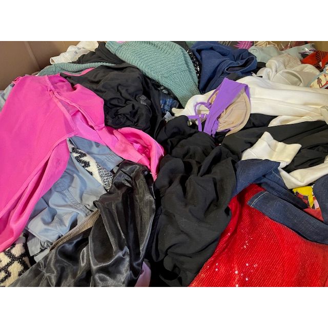 Apparel Liquidation Pallet