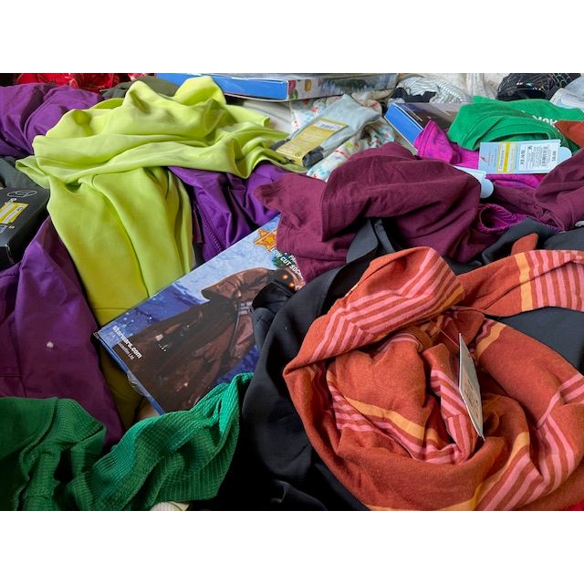 Apparel Liquidation Pallet